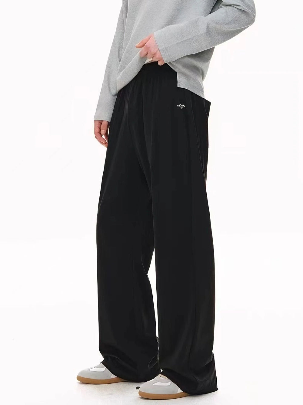 NOAH MARS lightweight drooping soft shell slightly elastic curved blade cut pants, comfortable and unconstrained outdoor sports casual pants