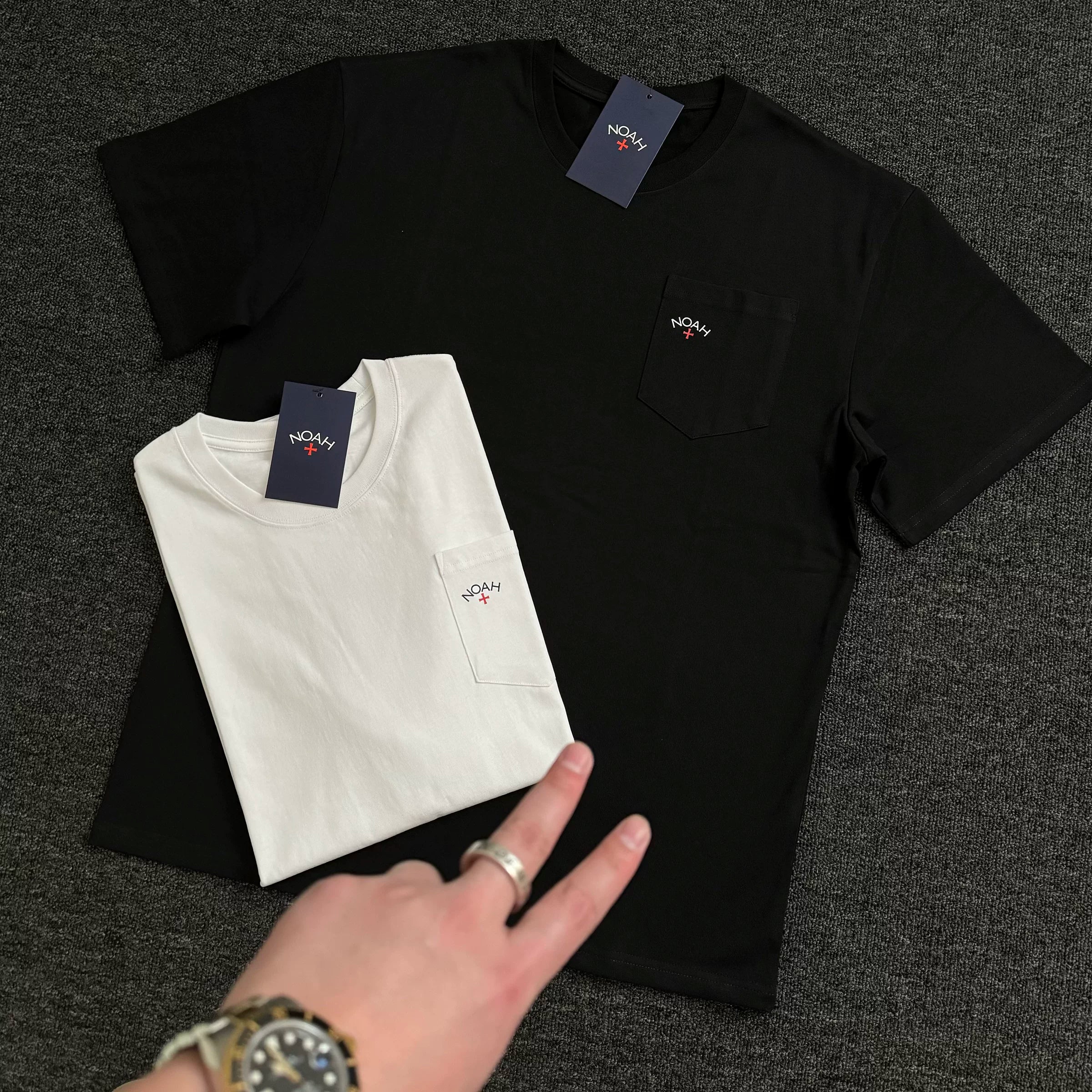 NOAH MARS niche trendy brand pocket small label cross simple American casual pure cotton trendy short sleeved T-shirt for men