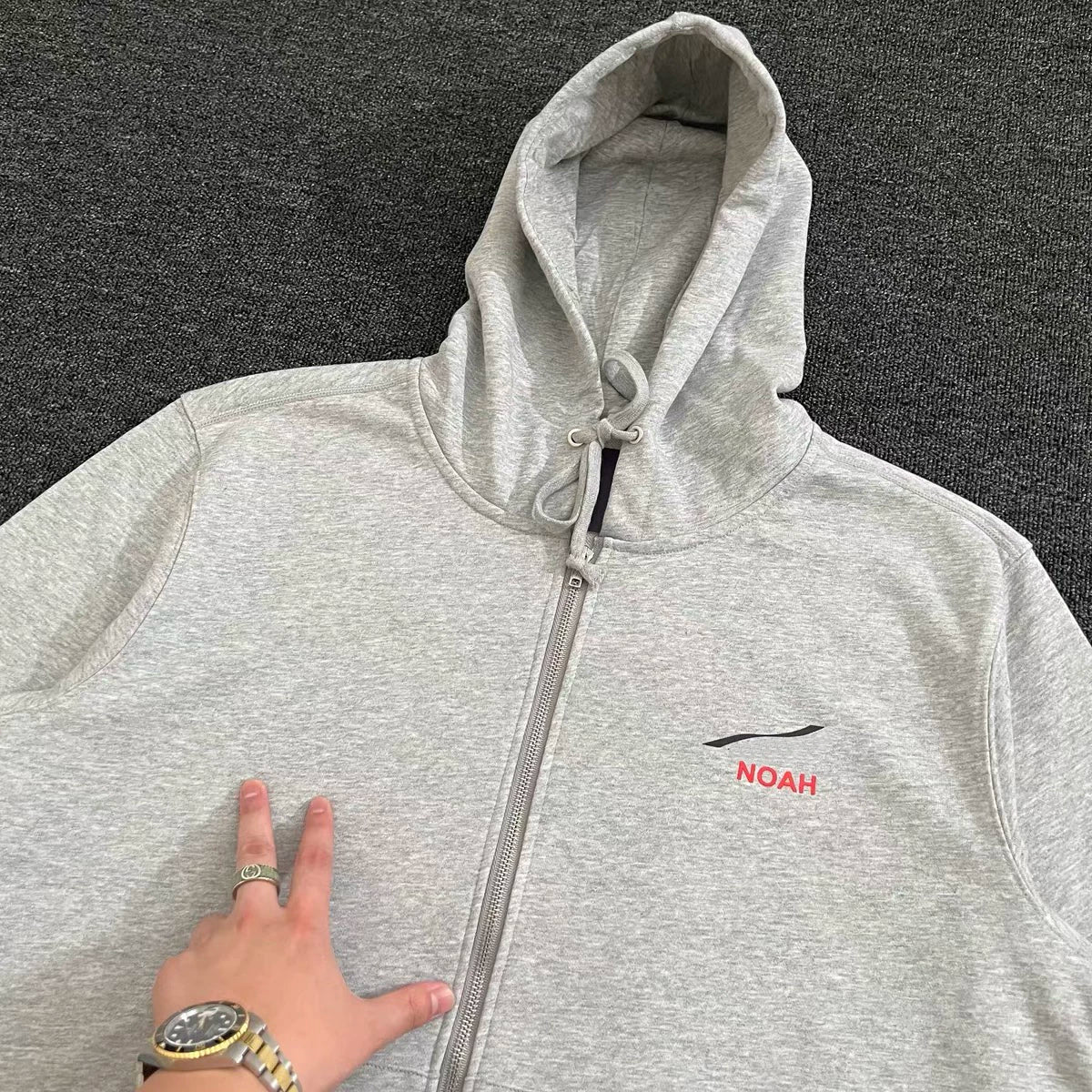 NOAH MARS Autumn New Product Wave Wave American casual hooded sweatshirt with looped fur and trendy zipper jacket for men